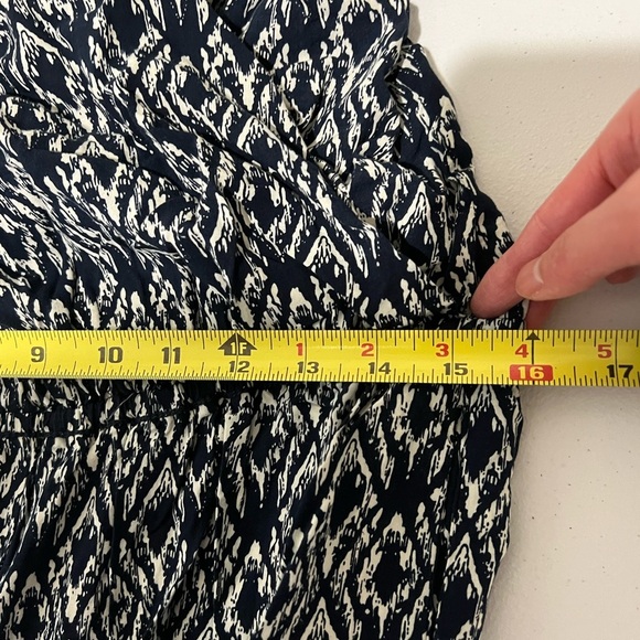 Max Studio Jumpsuit Women’s Sleeveless Wide Leg Pockets M black white print - Picture 4 of 6